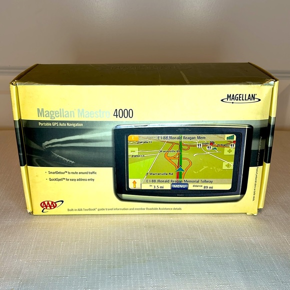 Magellan Maestro 4000 Portable GPS System - Picture 12 of 12